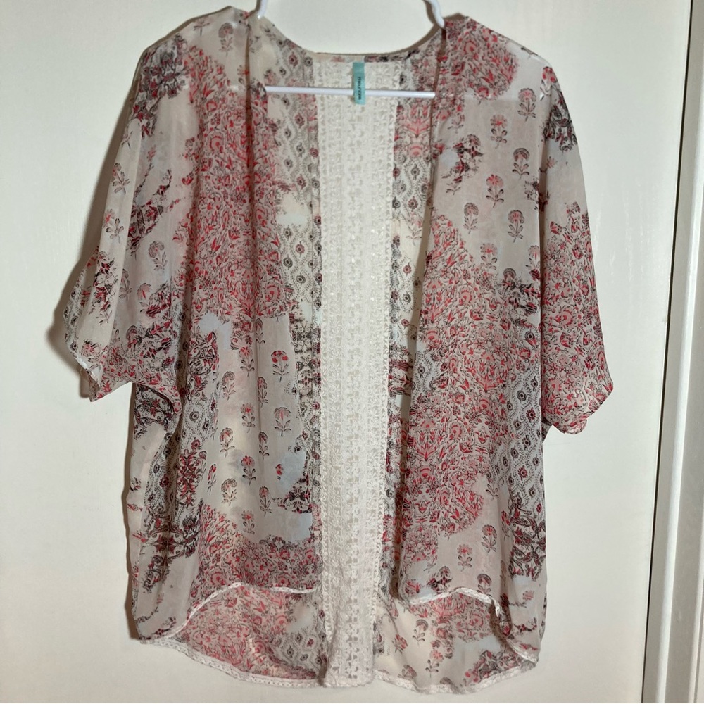 Maurices lightweight floral kimono